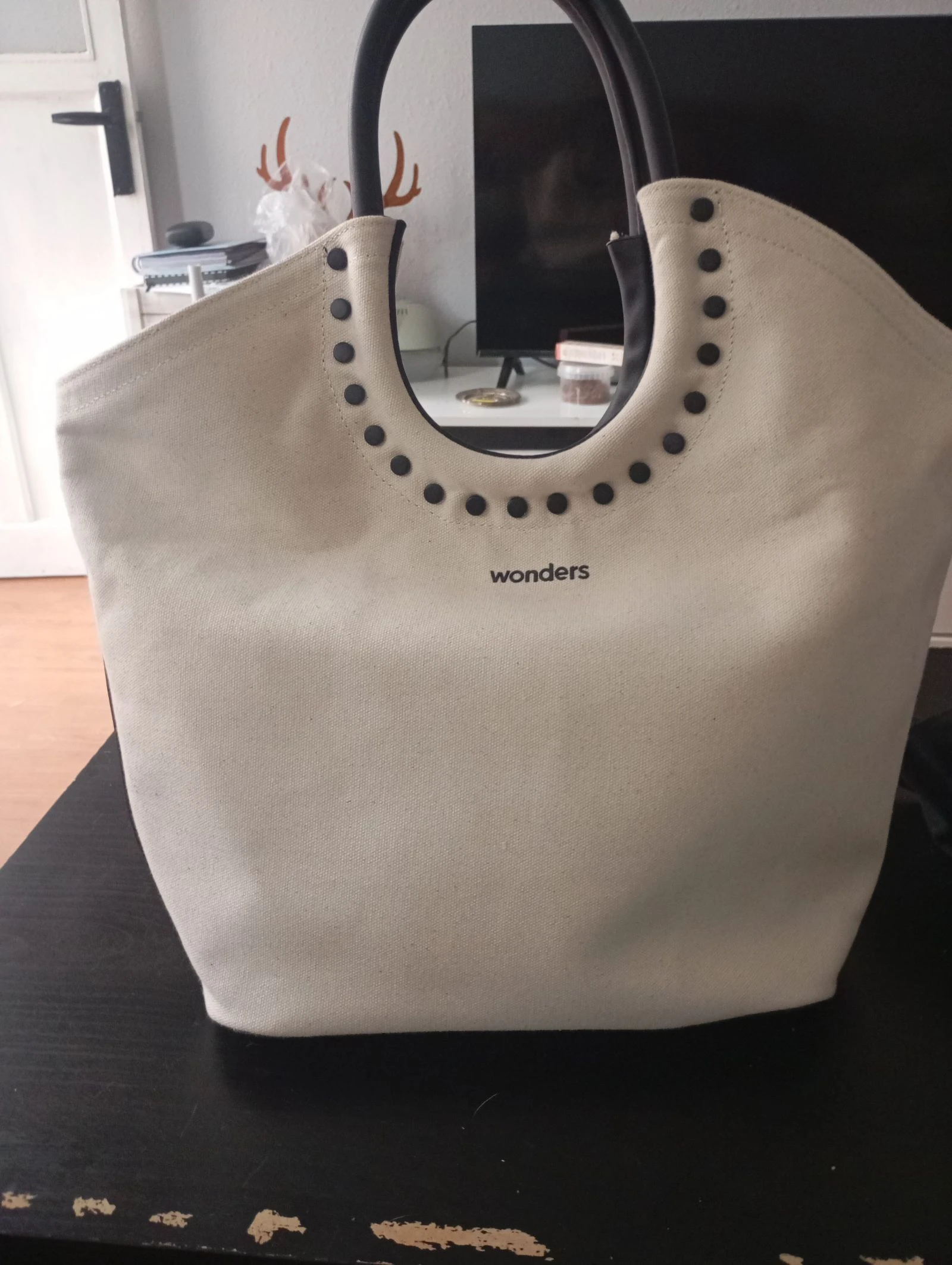 Bolso wonders